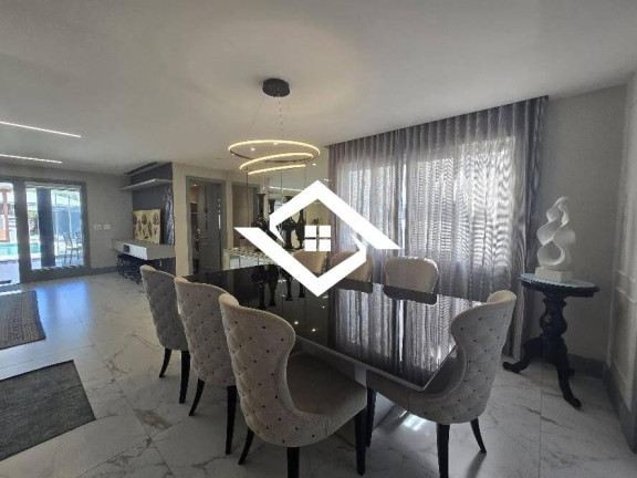 Imagem Casa com 5 Quartos à Venda, 300 m² em Barra Da Tijuca - Rio De Janeiro Imagem Casa com 5 Quartos à Venda, 300 m² em Barra Da Tijuca - Rio De Janeiro