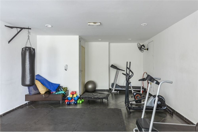Apartamento com 3 Quartos à Venda, 135 m² em Moema - São Paulo
