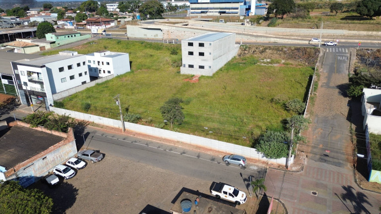 Imagem Terreno à Venda, 2.880 m² em Mateus Leme Imagem Terreno à Venda, 2.880 m² em Mateus Leme