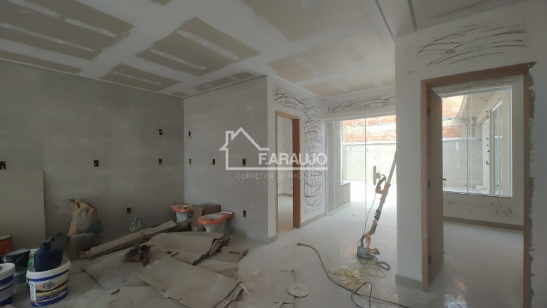 Imagem Imóvel com 3 Quartos à Venda, em Cajuru Do Sul - Sorocaba Imagem Imóvel com 3 Quartos à Venda, em Cajuru Do Sul - Sorocaba