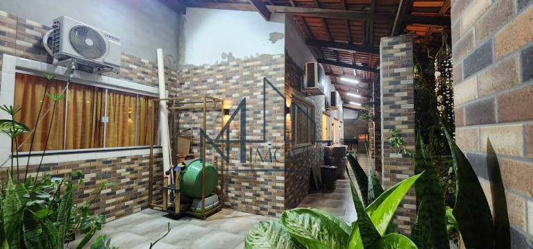 Imagem Casa com 3 Quartos à Venda, 224 m² em Mansões águas Quentes - Caldas Novas Imagem Casa com 3 Quartos à Venda, 224 m² em Mansões águas Quentes - Caldas Novas