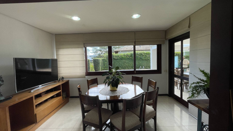 Imagem Casa com 6 Quartos à Venda, 548 m² em Jurerê Internacional - Florianópolis Imagem Casa com 6 Quartos à Venda, 548 m² em Jurerê Internacional - Florianópolis