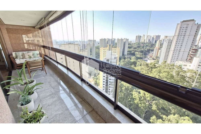 Imagem Apartamento com 4 Quartos à Venda, 226 m² em Morumbi - São Paulo Imagem Apartamento com 4 Quartos à Venda, 226 m² em Morumbi - São Paulo
