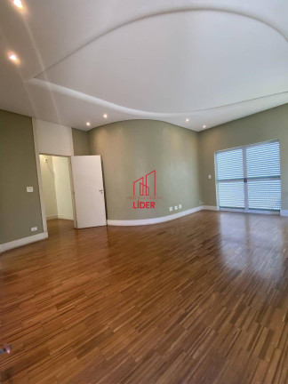 Imagem Casa com 2 Quartos à Venda, 613 m² em Centro Civico - Curitiba