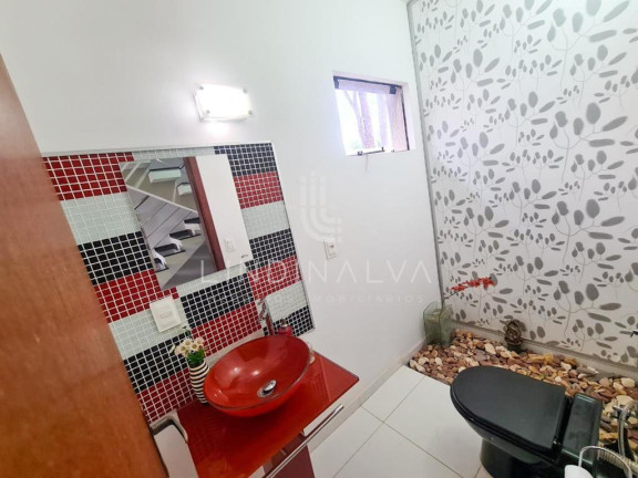 Imagem Casa com 3 Quartos à Venda, 285 m² em Vila Yolanda - Foz Do Iguacu Imagem Casa com 3 Quartos à Venda, 285 m² em Vila Yolanda - Foz Do Iguacu