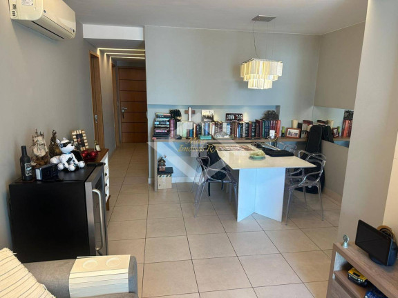 Imagem Apartamento com 2 Quartos à Venda, 85 m² em Icaraí - Niterói Imagem Apartamento com 2 Quartos à Venda, 85 m² em Icaraí - Niterói