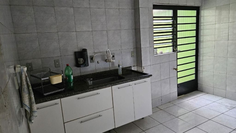 Imagem Casa com 3 Quartos à Venda, 190 m² em Parque Suzano - Suzano Imagem Casa com 3 Quartos à Venda, 190 m² em Parque Suzano - Suzano