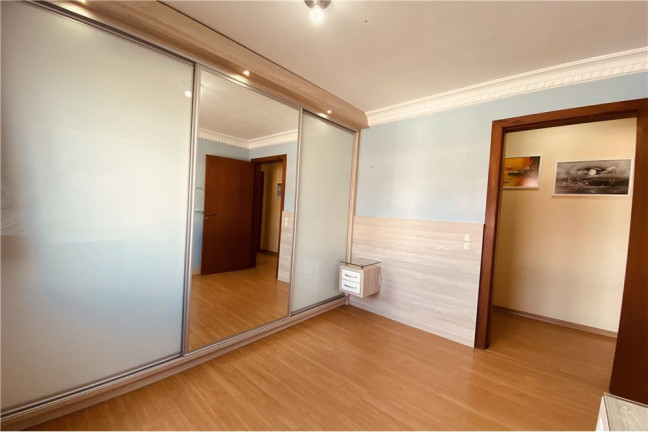 Imagem Imóvel com 3 Quartos à Venda, em Barreiros - São José Imagem Imóvel com 3 Quartos à Venda, em Barreiros - São José