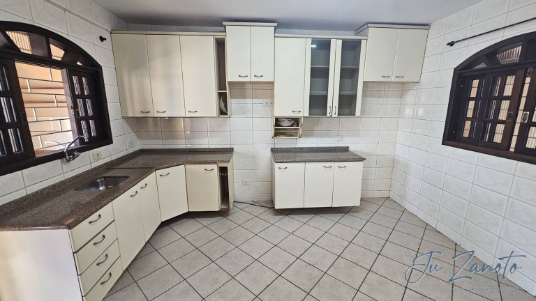Imagem Casa com 3 Quartos à Venda, 300 m² em Balneário Rivieira - Matinhos Imagem Casa com 3 Quartos à Venda, 300 m² em Balneário Rivieira - Matinhos