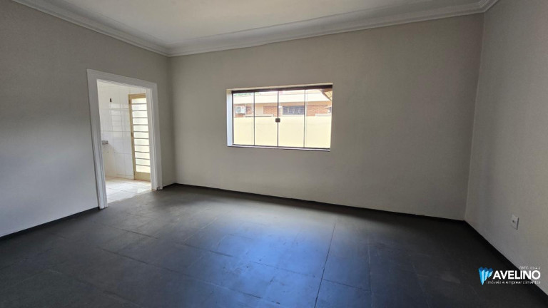 Imagem Casa com 2 Quartos à Venda, 180 m² em Vila Progresso - Dourados