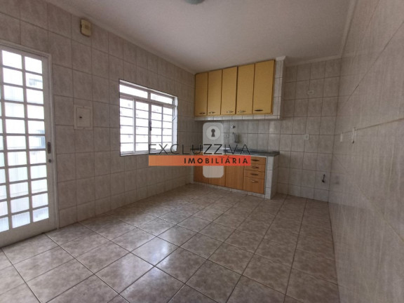 Imagem Casa com 3 Quartos à Venda, 250 m² em Parque Residencial Bom Conselho - Taubaté Imagem Casa com 3 Quartos à Venda, 250 m² em Parque Residencial Bom Conselho - Taubaté