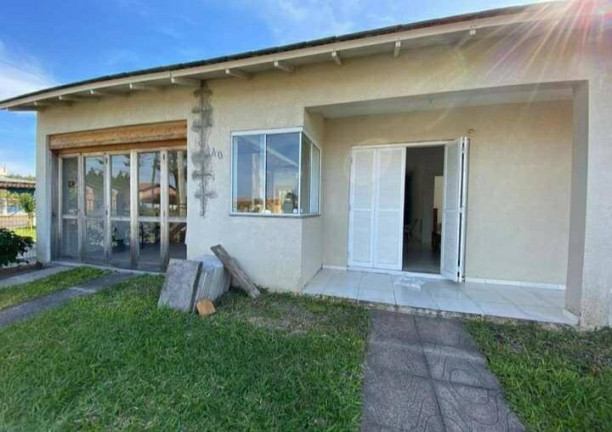 Imagem Casa com 2 Quartos à Venda, em Capão Da Canoa Imagem Casa com 2 Quartos à Venda, em Capão Da Canoa