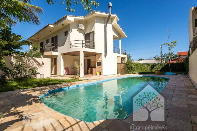 Imagem Casa com 5 Quartos à Venda, 330 m² em Itacorubi - Florianópolis Imagem Casa com 5 Quartos à Venda, 330 m² em Itacorubi - Florianópolis