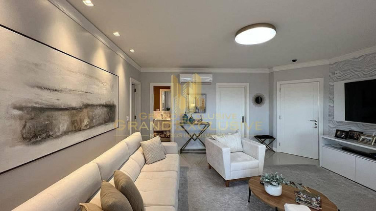 Imagem Apartamento com 3 Quartos à Venda, 140 m² em Centro - Balneário Camboriú Imagem Apartamento com 3 Quartos à Venda, 140 m² em Centro - Balneário Camboriú