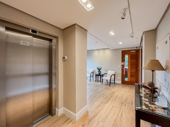 Imagem Apartamento com 3 Quartos à Venda, 125 m² em Jardim Botânico - Porto Alegre Imagem Apartamento com 3 Quartos à Venda, 125 m² em Jardim Botânico - Porto Alegre