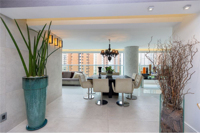 Imagem Apartamento à Venda, 335 m² em Moema - São Paulo