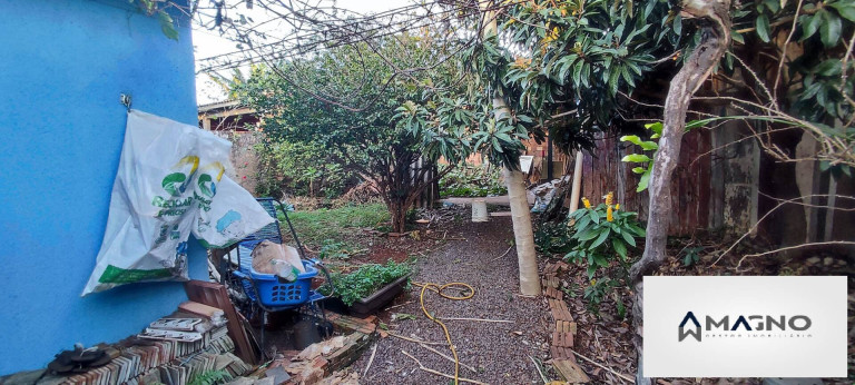 Imagem Casa com 4 Quartos à Venda, 366 m² em Santos Dumont - Cascavel