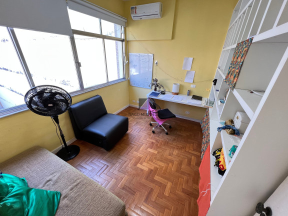 Imagem Imóvel com 3 Quartos à Venda, 95 m² em Laranjeiras - Rio De Janeiro Imagem Imóvel com 3 Quartos à Venda, 95 m² em Laranjeiras - Rio De Janeiro