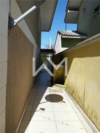 Imagem Sobrado com 3 Quartos à Venda, 240 m² em Conjunto Residencial Santana - Arujá Imagem Sobrado com 3 Quartos à Venda, 240 m² em Conjunto Residencial Santana - Arujá