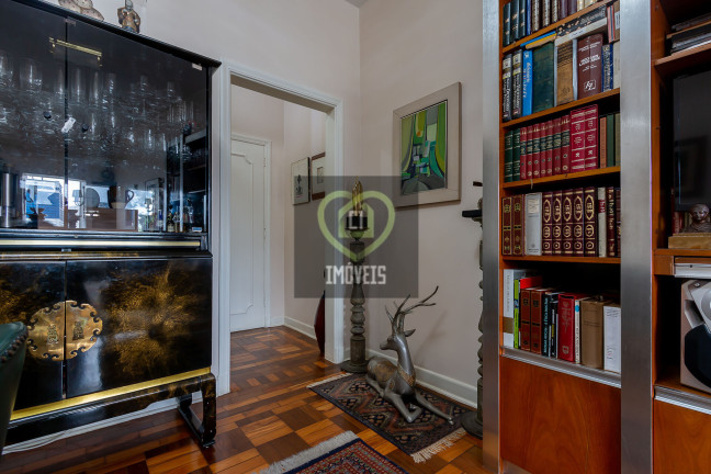 Imagem Sobrado com 7 Quartos à Venda, 565 m² em Pacaembu - São Paulo Imagem Sobrado com 7 Quartos à Venda, 565 m² em Pacaembu - São Paulo
