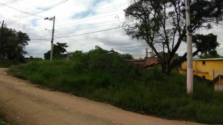 Terreno à Venda, 549 m² em Chácaras Agrícolas - Guaratinguetá