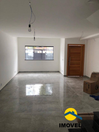 Imagem Casa com 3 Quartos à Venda, 140 m² em Piratininga - Niterói Imagem Casa com 3 Quartos à Venda, 140 m² em Piratininga - Niterói