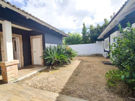 Imagem Imóvel com 4 Quartos à Venda, em Belém Novo - Porto Alegre Imagem Imóvel com 4 Quartos à Venda, em Belém Novo - Porto Alegre