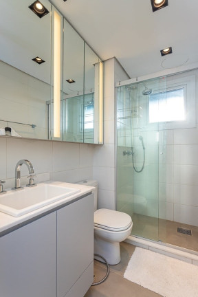 Imagem Apartamento com 2 Quartos à Venda, 71 m² em Petrópolis - Porto Alegre Imagem Apartamento com 2 Quartos à Venda, 71 m² em Petrópolis - Porto Alegre