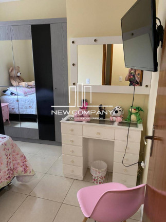Imagem Casa com 3 Quartos à Venda, em Vila Pires - Santo André Imagem Casa com 3 Quartos à Venda, em Vila Pires - Santo André