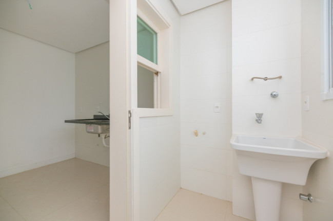 Imagem Imóvel com 1 Quarto à Venda, 44 m² em Passo Da Areia - Porto Alegre Imagem Imóvel com 1 Quarto à Venda, 44 m² em Passo Da Areia - Porto Alegre