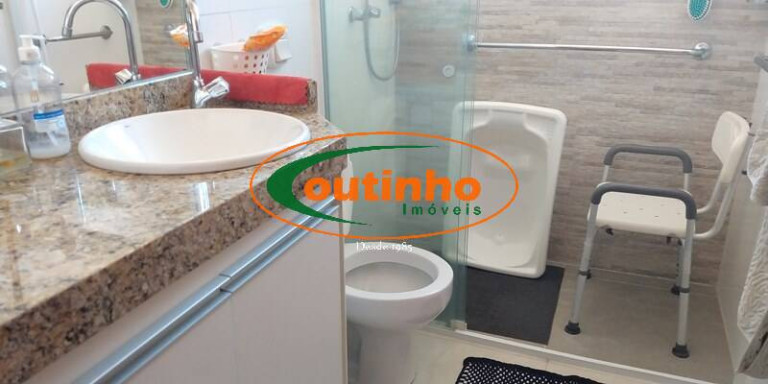 Imagem Apartamento com 4 Quartos à Venda, 360 m² em Maracanã - Rio De Janeiro Imagem Apartamento com 4 Quartos à Venda, 360 m² em Maracanã - Rio De Janeiro