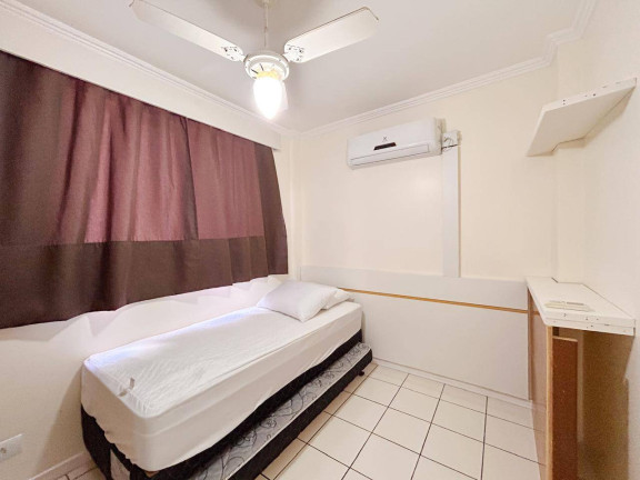 Imagem Apartamento com 3 Quartos para Temporada, em Mariscal - Bombinhas Imagem Apartamento com 3 Quartos para Temporada, em Mariscal - Bombinhas