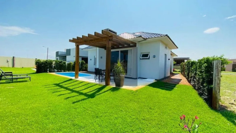 Apartamento com 3 Quartos à Venda,  em Noiva Do Mar - Xangri-lá
