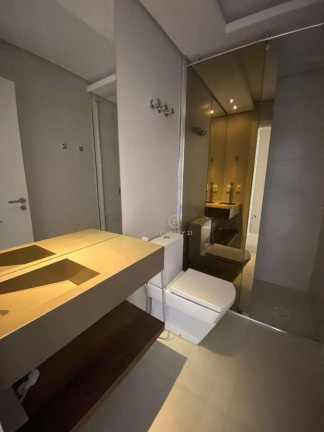 Imagem Apartamento com 3 Quartos à Venda, 151 m² em Coqueiros - Florianópolis