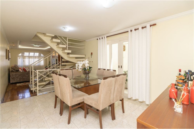 Imagem Casa com 3 Quartos à Venda, em Parque Renato Maia - Guarulhos Imagem Casa com 3 Quartos à Venda, em Parque Renato Maia - Guarulhos