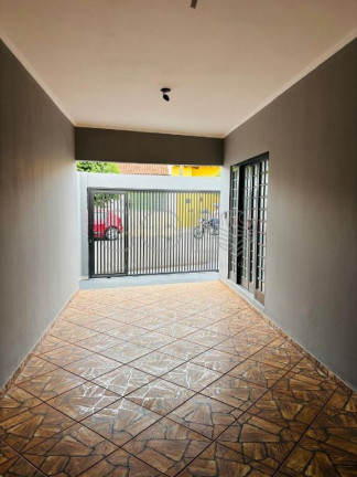 Imagem Casa com 3 Quartos à Venda, 175 m² em Vila Yamada - Araraquara Imagem Casa com 3 Quartos à Venda, 175 m² em Vila Yamada - Araraquara