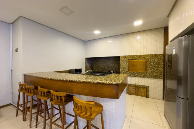 Imagem Apartamento com 3 Quartos à Venda, 120 m² em Menino Deus - Porto Alegre Imagem Apartamento com 3 Quartos à Venda, 120 m² em Menino Deus - Porto Alegre