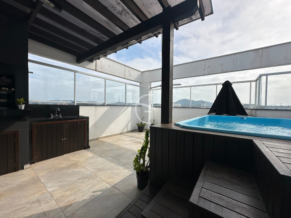 Imagem Imóvel com 3 Quartos à Venda, 168 m² em Anita Garibaldi - Joinville Imagem Imóvel com 3 Quartos à Venda, 168 m² em Anita Garibaldi - Joinville