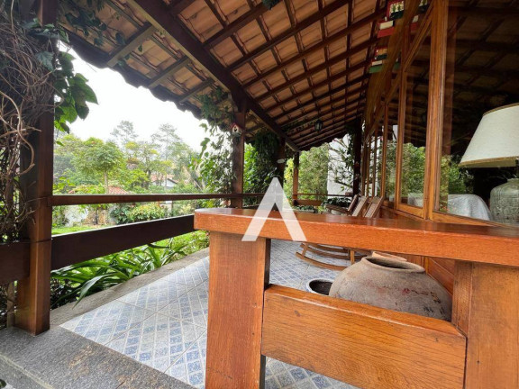 Imagem Casa com 5 Quartos à Venda, 350 m² em Iucas - Teresópolis Imagem Casa com 5 Quartos à Venda, 350 m² em Iucas - Teresópolis