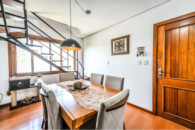Imagem Cobertura com 3 Quartos à Venda, 207 m² em Santa Tereza - Porto Alegre Imagem Cobertura com 3 Quartos à Venda, 207 m² em Santa Tereza - Porto Alegre
