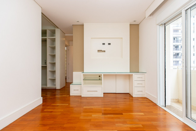 Imagem Imóvel com 3 Quartos à Venda, 158 m² em Moema - São Paulo