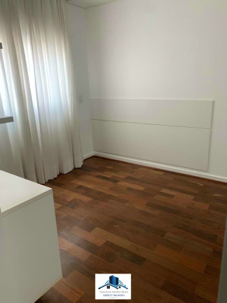 Imagem Apartamento com 3 Quartos à Venda, 225 m² Imagem Apartamento com 3 Quartos à Venda, 225 m²