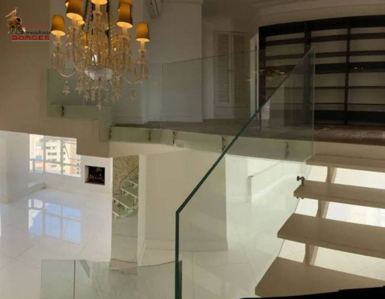 Imagem Cobertura com 3 Quartos à Venda, 250 m² em Vila Nova Conceição - São Paulo