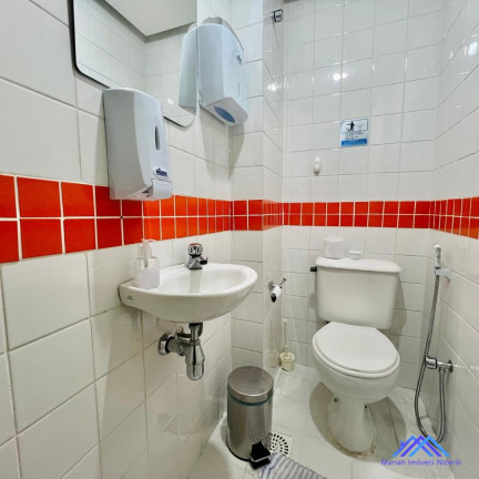 Sala Comercial à Venda, 25 m² em Icaraí - Niterói