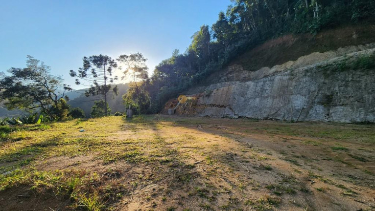 Imagem Terreno à Venda, 6.000 m² em Três Córregos - Teresópolis Imagem Terreno à Venda, 6.000 m² em Três Córregos - Teresópolis