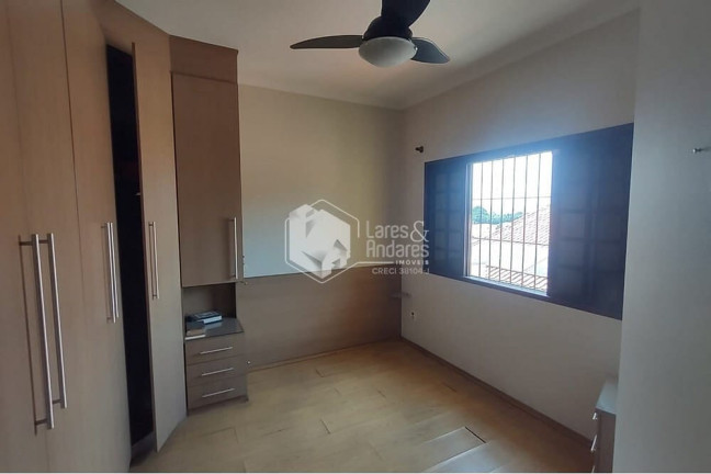 Imagem Casa com 3 Quartos à Venda, 160 m² em Sítio Da Figueira - São Paulo Imagem Casa com 3 Quartos à Venda, 160 m² em Sítio Da Figueira - São Paulo