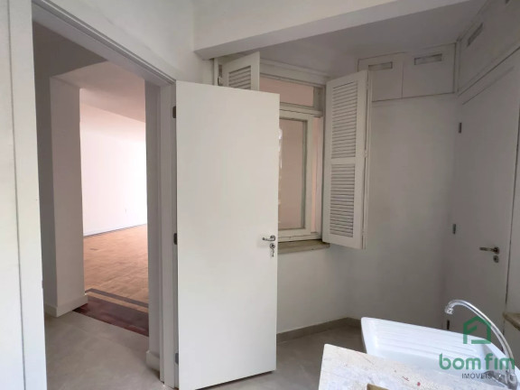 Imagem Apartamento com 3 Quartos à Venda, 120 m² em Santana - Porto Alegre Imagem Apartamento com 3 Quartos à Venda, 120 m² em Santana - Porto Alegre