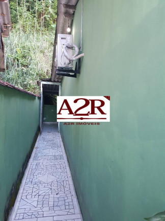 Imagem Casa com 2 Quartos à Venda, 295 m² em Angra Dos Reis