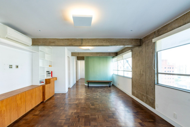 Imagem Apartamento com 3 Quartos à Venda, 121 m² em Moema - São Paulo
