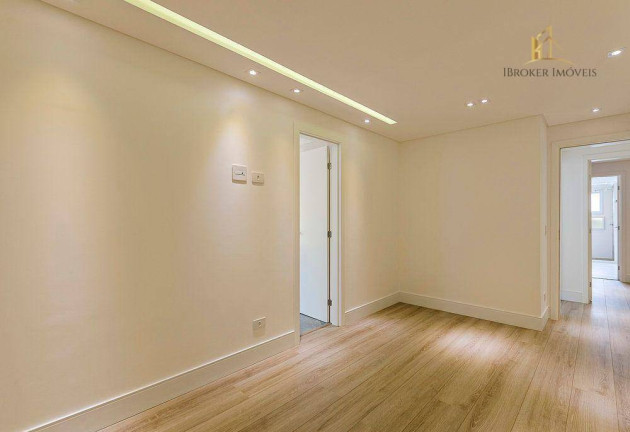 Imagem Apartamento com 4 Quartos à Venda, 189 m² em água Verde - Curitiba